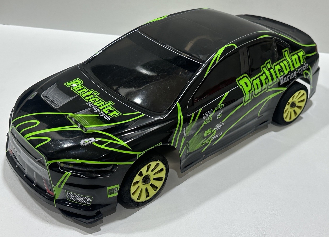 Kyosho V-One RR 4WD 1/10 Nitro On-Road Touring Car. SII, R3, R4