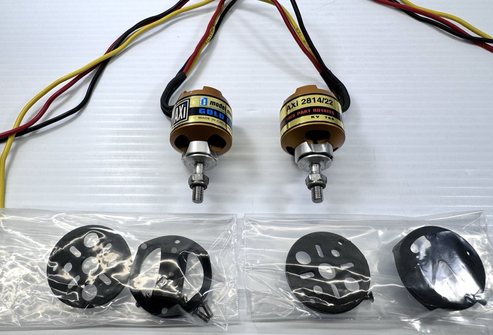 Lot of (2) AXI 2814/22 765Kv Gold Line Brushless Outrunner Motors Bench Ran Only