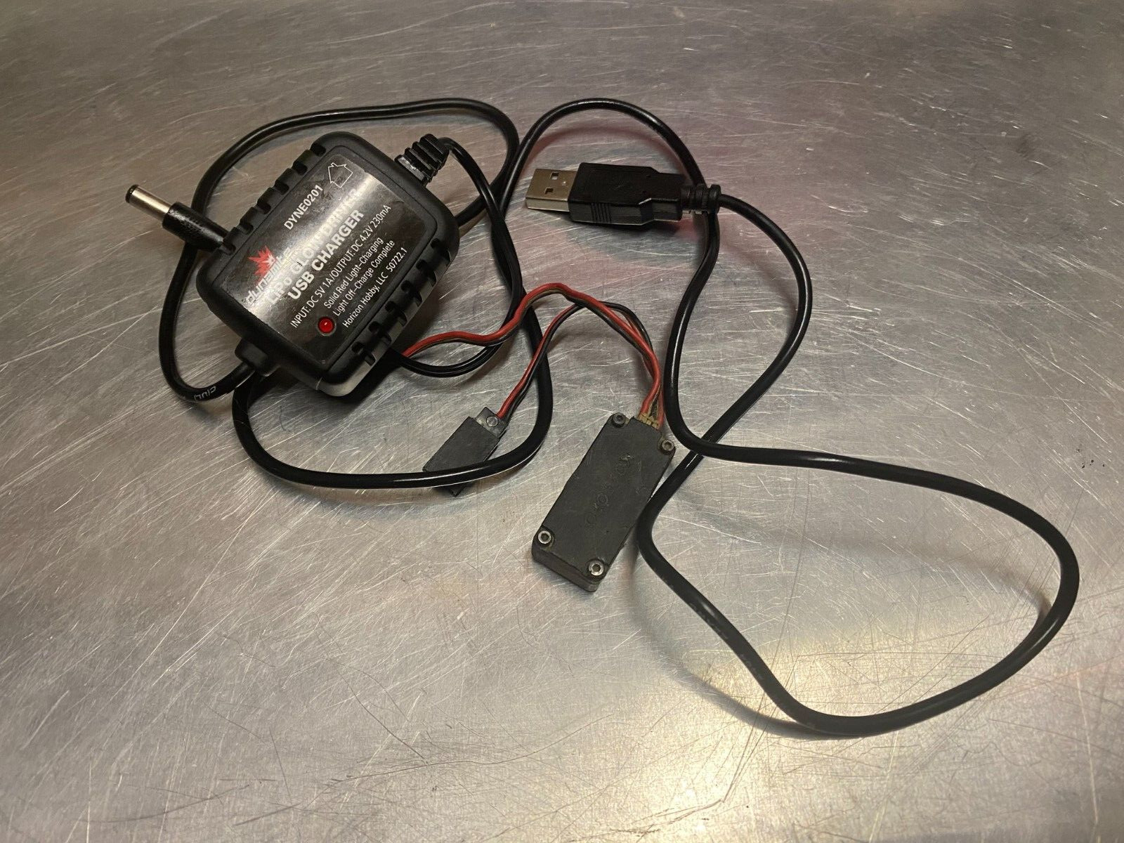 DYNAMITE USB CHARGER * TRAXXAS LOSI ASSOCIATED KYOSHO TEKNO MUGEN HPI SERPENT ✅