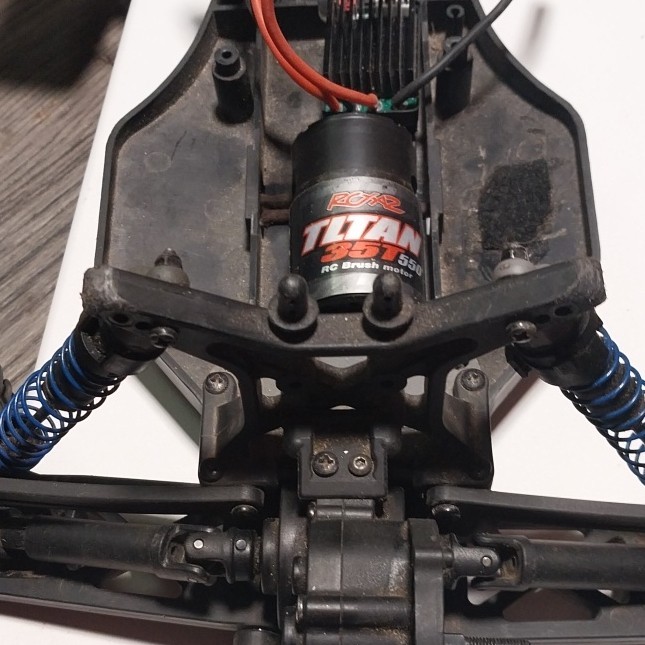 Traxxas Titan 12T 550 RC Chassis Black with Suspension Electronics