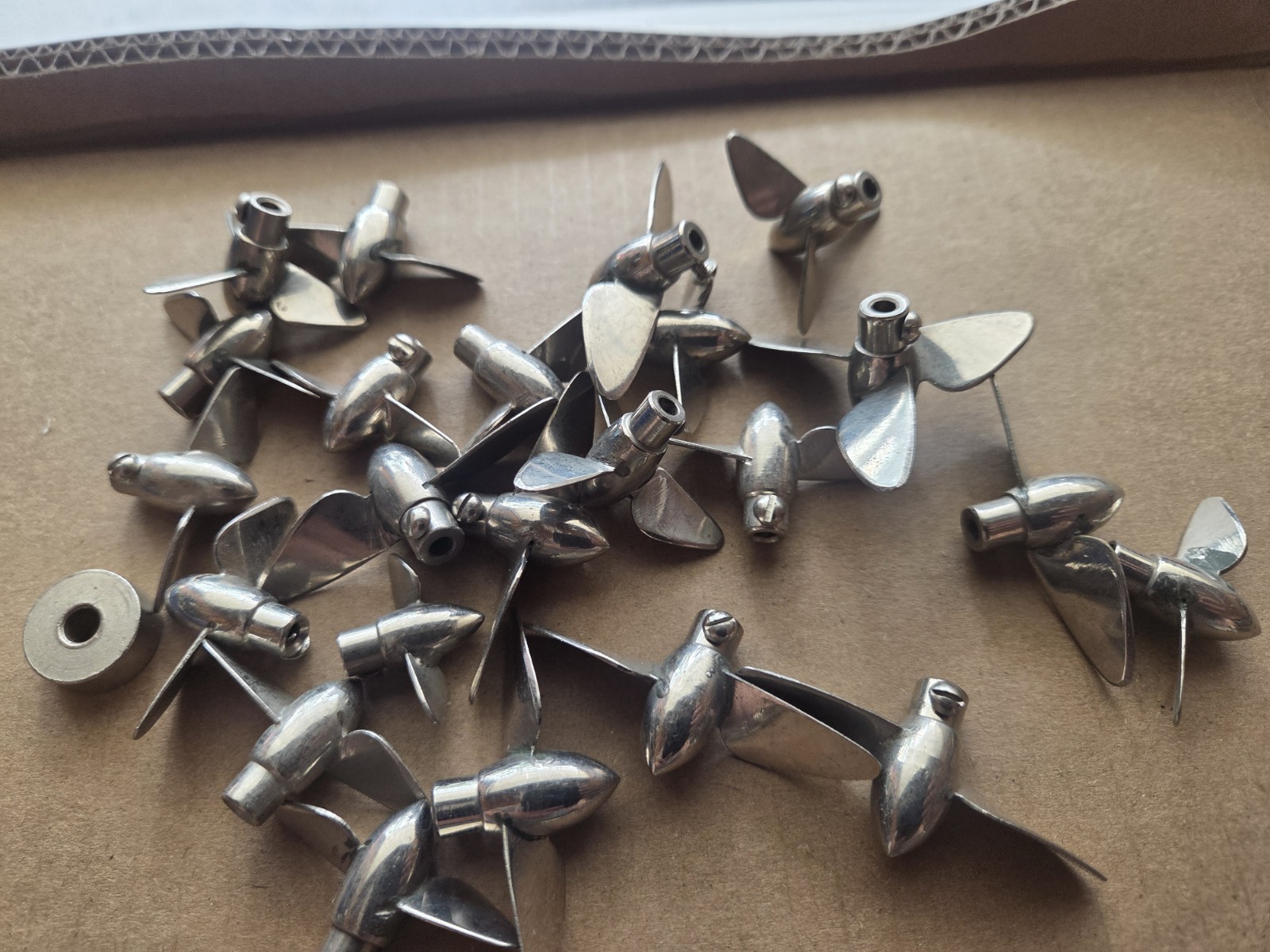 LOT OF 50+ RC BOAT/MODEL PROPELLERS & MORE PLASTIC/METAL