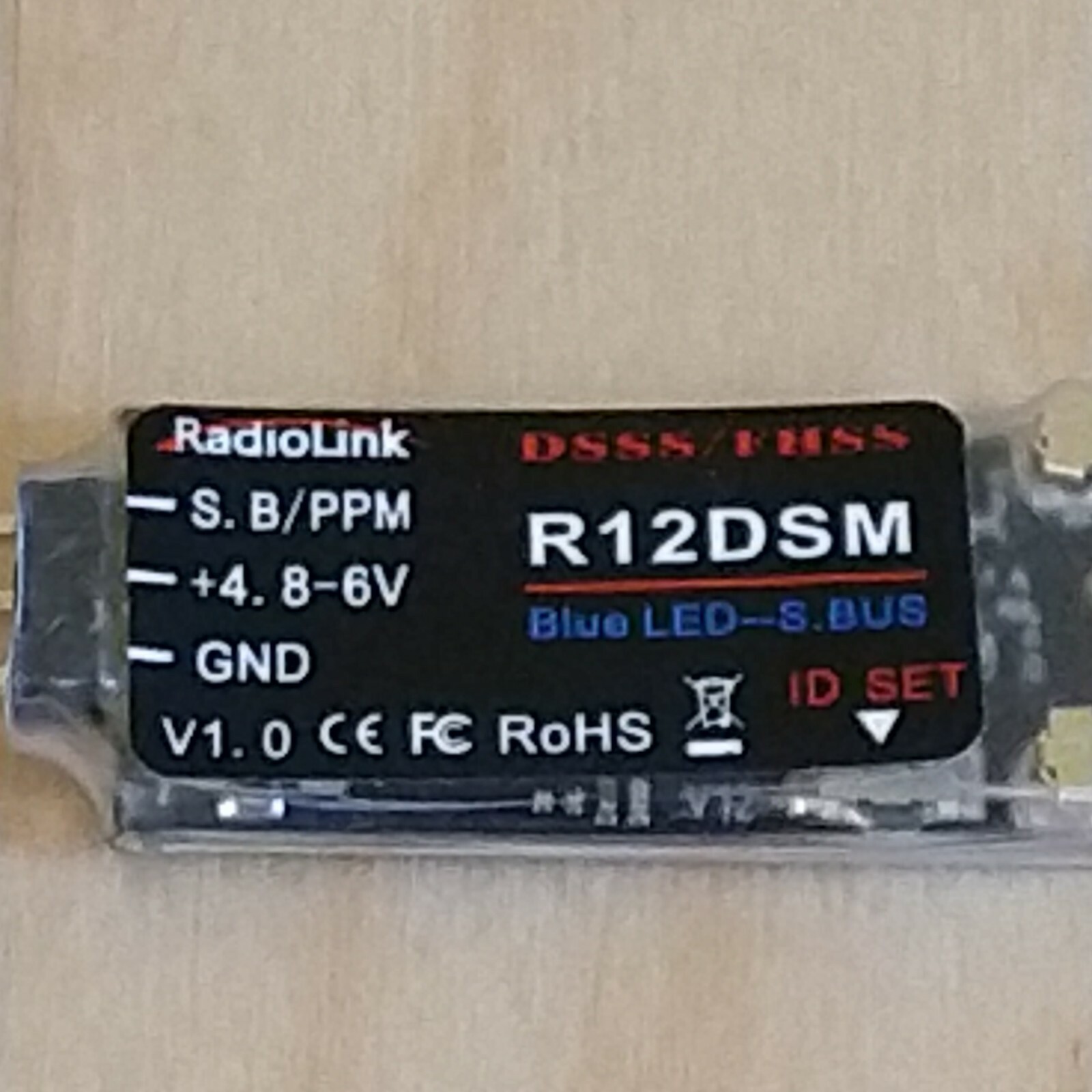 RADIOLINK R12DSM 2.4G 12CHANNEL DSSS FHSS RECEIVER AT9 AT9S AT10 AT10II SBUS PPM