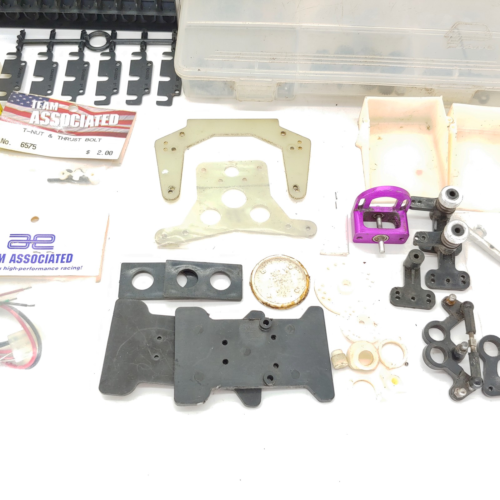 Authentic Vintage (No Re-Re) Team Associated RC10 Parts Lot 6378 Battery Holder