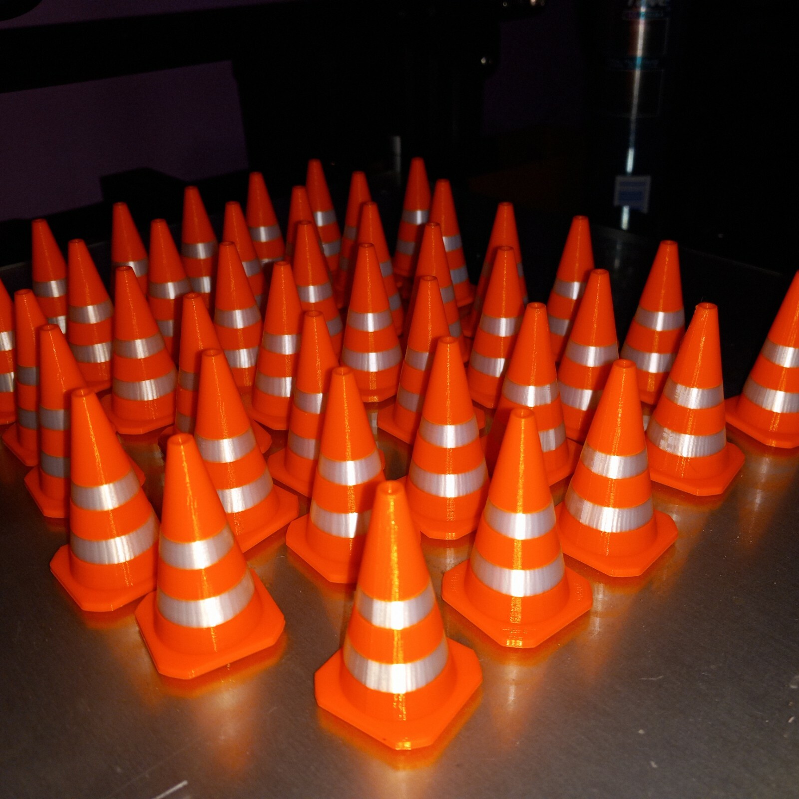 1:25 Scale Reflective white striped Orange RC Traffic Cones set of 40