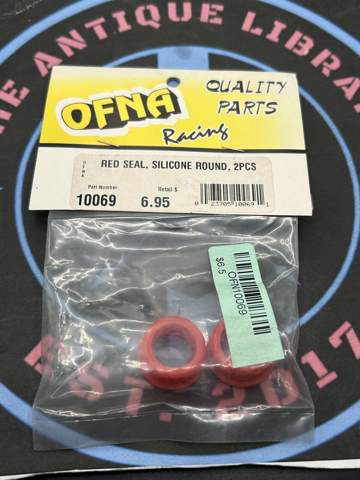 OFNA Racing. 10069 RED SEAL, SILICONE ROUND, 2PCS