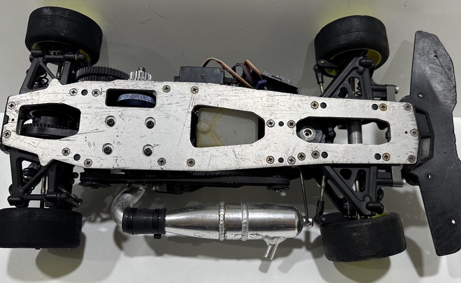 Kyosho V-One RR 4WD 1/10 Nitro On-Road Touring Car. SII, R3, R4