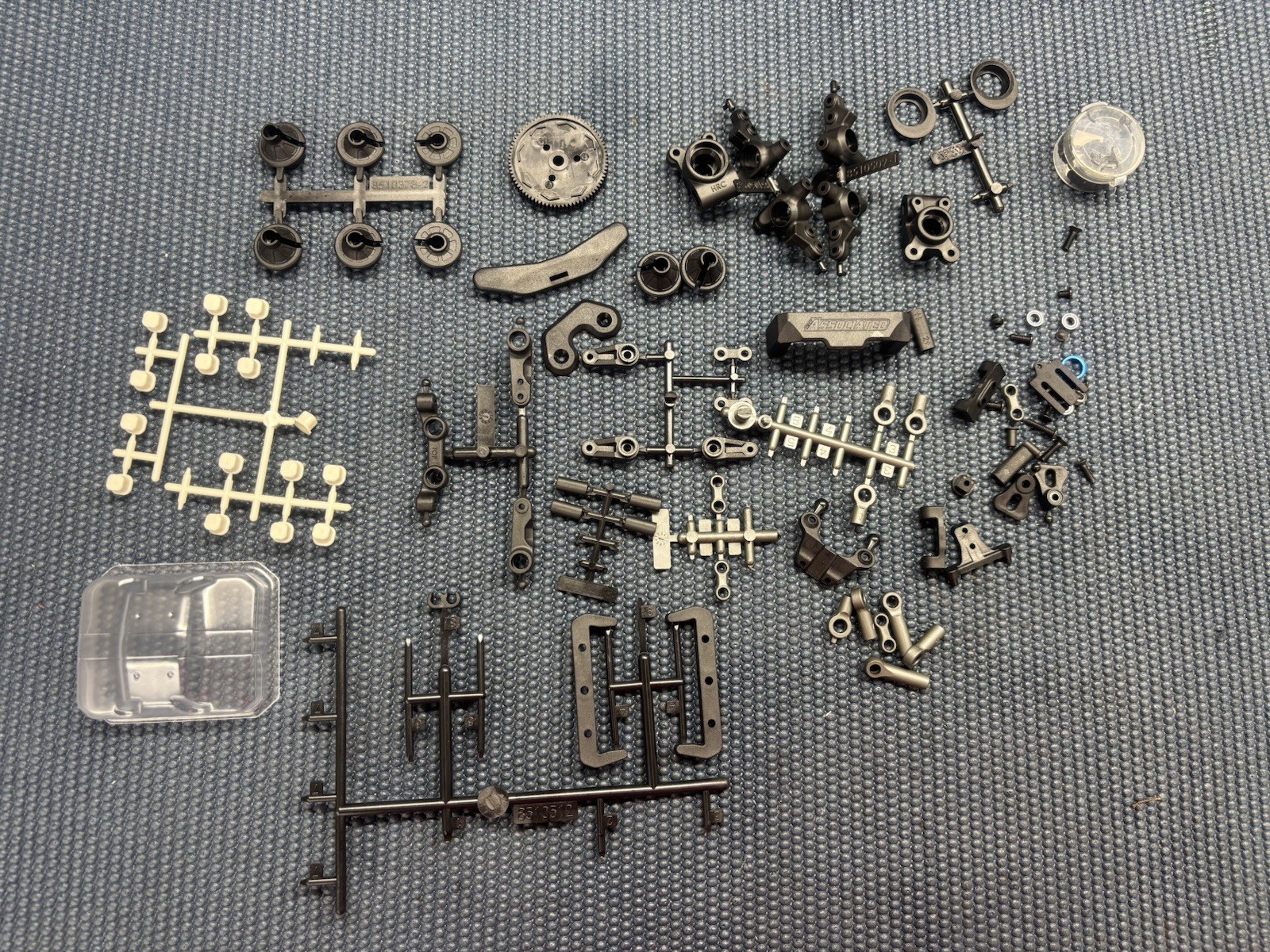 Team Associated B7 Parts Lot