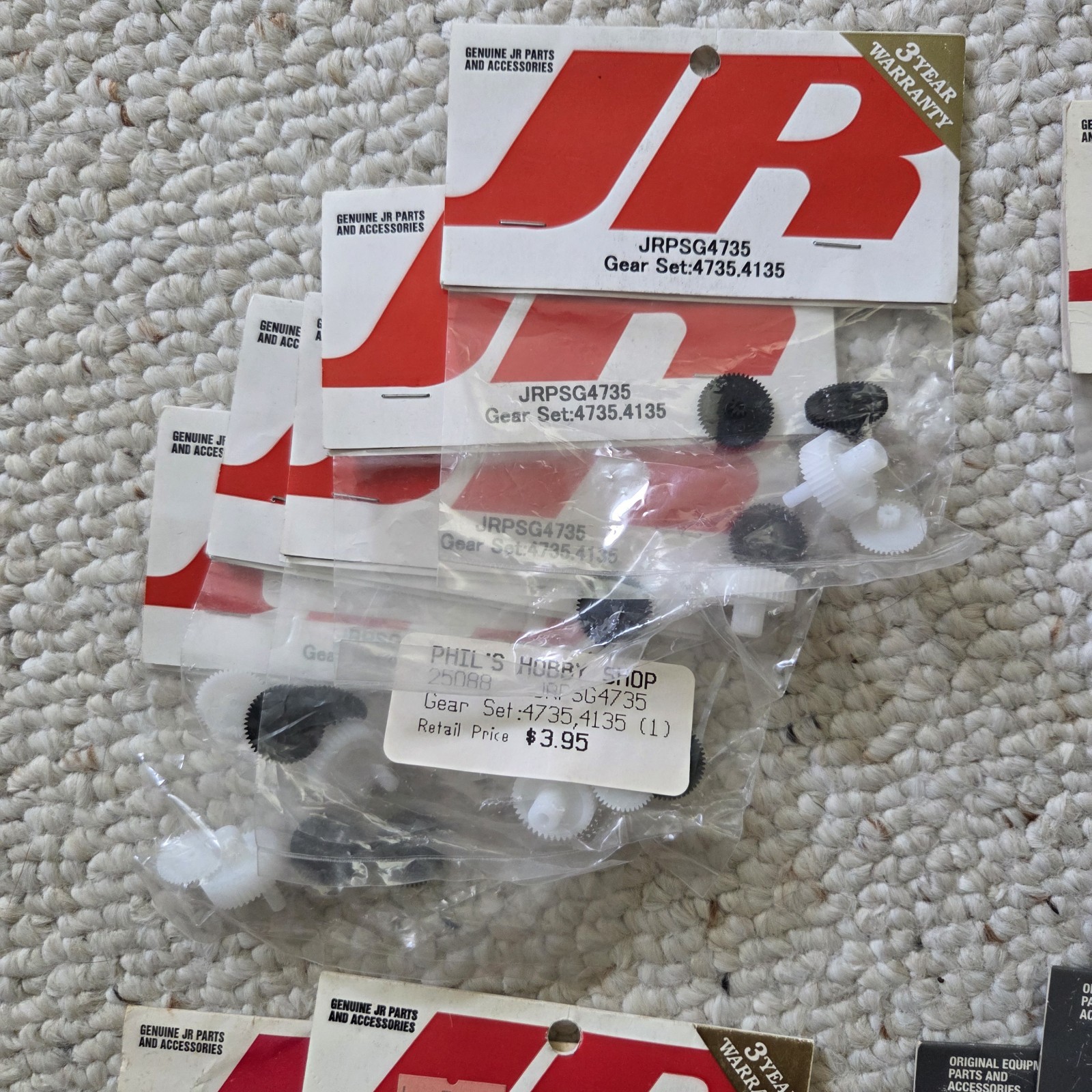 JR Racing ~ Plastic Servo Gear Lot ~ 44 Items ~ RC Servo Parts Lot ~ NIP NOS