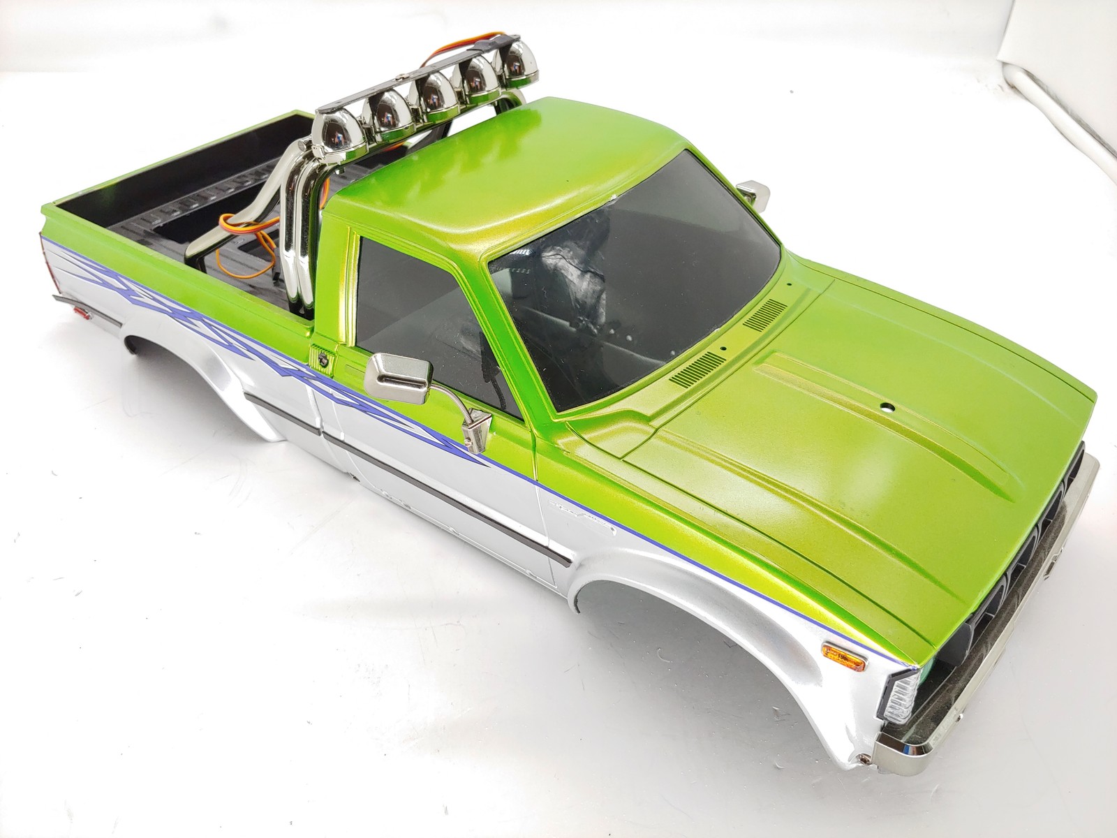 CUSTOM GREEN/SILVER PICKUP TRUCK HARDBODY BODY FOR TAMIYA TOYOTA HILUX 4WD