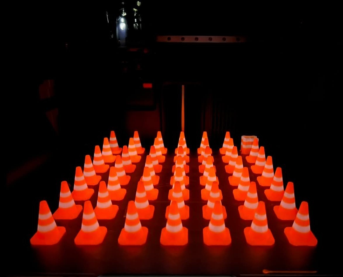 1/14 Scale Glow Orange & Glow White RC Traffic Cones Set includes 40 cones