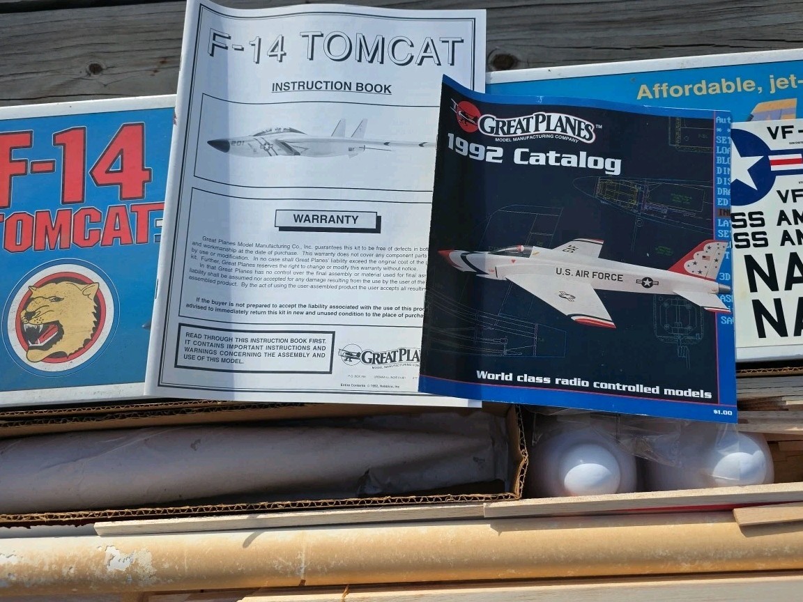 GREAT PLANES – F-14 Tomcat Kit – 58″ Wingspan NJ23 Open Box Good Condition